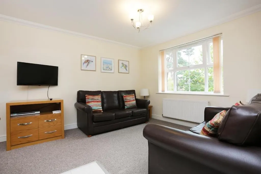 Bournecoast: Town Centre - Walk To Beach - Fm3198 Bournemouth Apartment